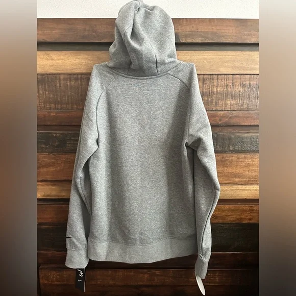 NWT Nike Boys Win Football Hoodie - Picture 2 of 2